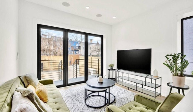 Modern & Private Getaway Minutes to Capitol Hill!