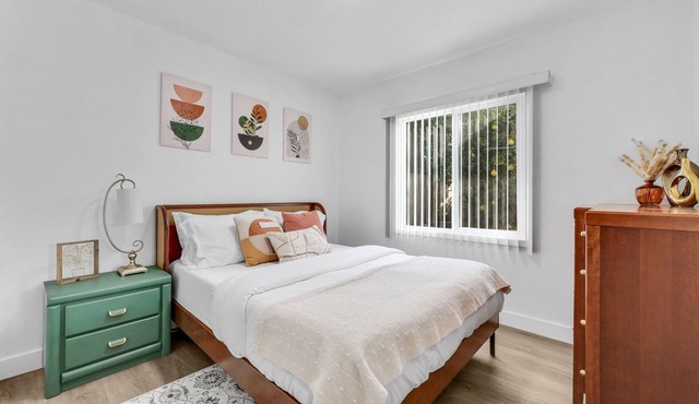 Modern & Private 1BR Retreat
