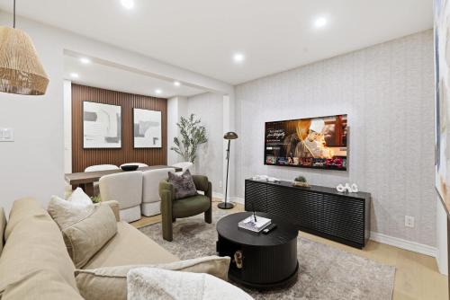 Modern Queen West Retreat Massive Patio 65 TV