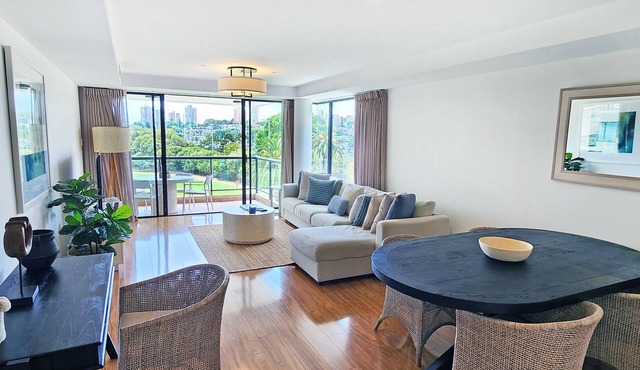 Modern Resort Style Apartment in Exclusive 'Marina One'. Views, Pools & Parking