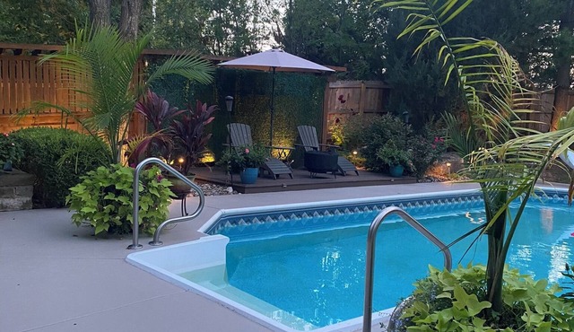 Modern Resort-Style Home w/Pool, Sauna, Projection TV, & Fast Access to Stadiums