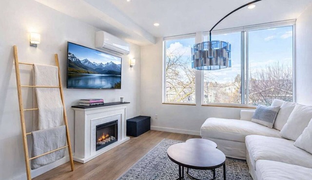 Modern Retreat in Seattle's Columbia City