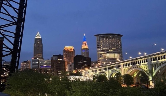 Modern retreat in the heart of Cleveland