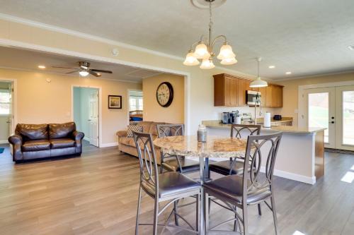 Modern Retreat Near Smoky Mtns and Asheville!
