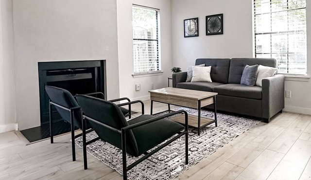 Modern Retreat Near Downtown Round Rock