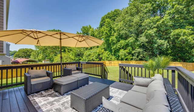 Modern Richmond Home w/Deck, Close to Downtown!