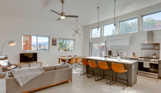 Modern Ridgway Home: Walk to Town, Mountain Views!