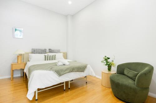 Modern Riverwood Home with Parking & Easy Access