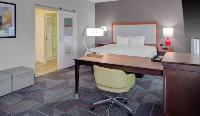 Modern Rooms | EV Charging & Indoor Pool | Next to Scioto Downs