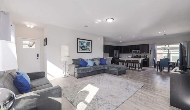Modern Round Rock Home close to Kalahari Resort