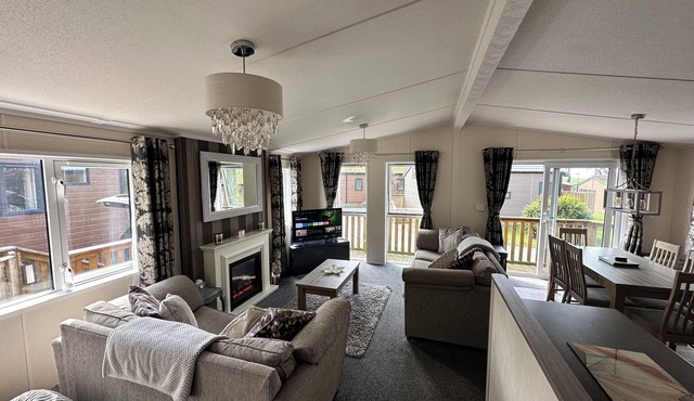 Modern rural lodge close to Dumfries