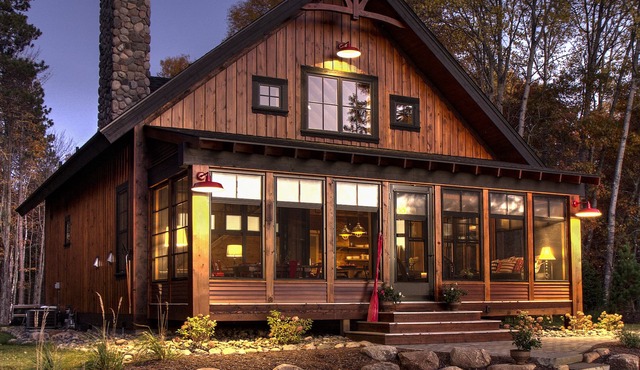 Modern Rustic Cabin-Includes Pontoon Boat & Sunsets on Fantastic Lakeside Porch!