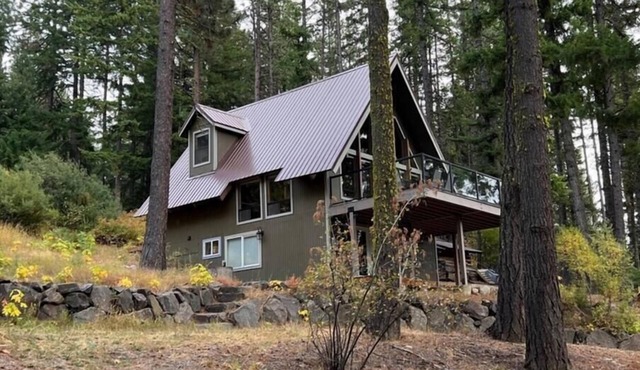 Modern rustic cabin w/room to spread out & relax - 5 mins from Lake Cle Elum!