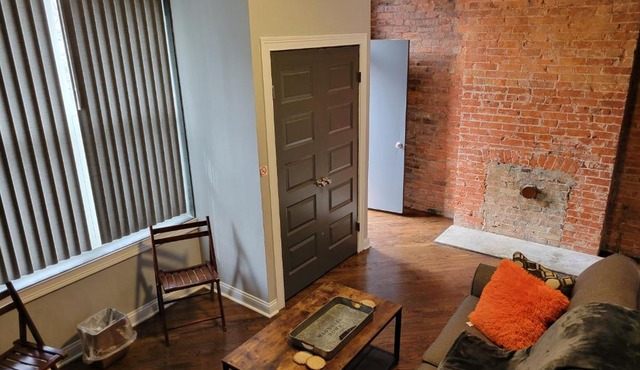 Modern Rustic split level with balcony