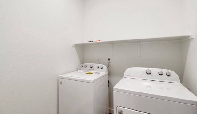 Modern Santa Clara Escape