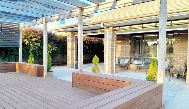 Modern Seaside Boho Incl Breakfast