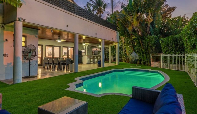 Modern Secluded 6BR/4.5BA Paradise with Pool