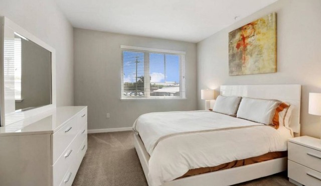 Modern Silicon Valley Condos with Rooftop Lounge and Pool