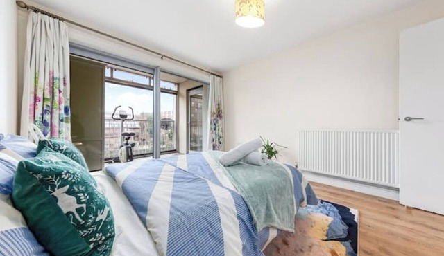 *Modern Spacious 1 Bedroom Flat in Camden*