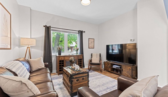 Modern & Spacious 3BR | Steps to Canal | King Bed | Parking | Dog Friendly