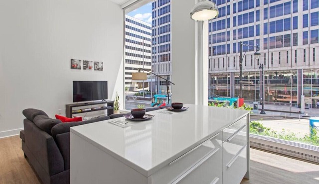 ☆ Modern, Spacious, Cozy Downtown KC ☆