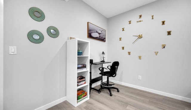 Modern & Spacious Guest Suite