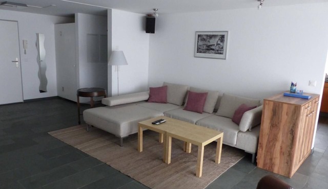 Modern, spacious holiday flat near the village centre
