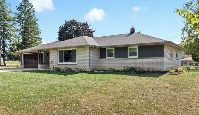 Modern, Spacious Home near Cedarburg - Perfect for Families and Girls' Getaways!