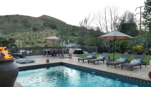 Modern Spanish Home w/ pool and mountain views - 15 minutes from Malibu!