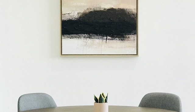 Modern/Split Lvl/Walk to Station/Coles/Netflix