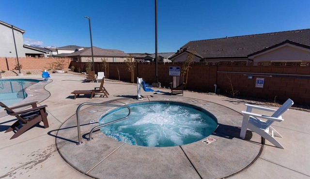Modern St. George Home: Walk to Heated Pool, Hot Tub, BBQ, Free State Park Pass, WiFi, Full Kitchen!