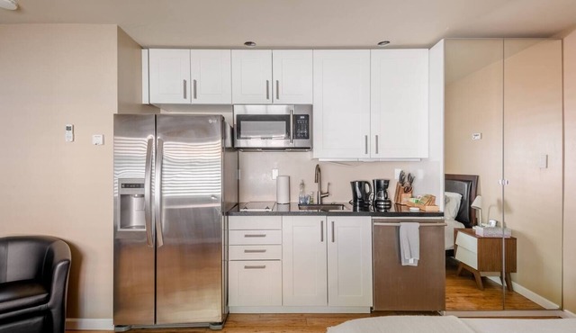 Modern Stanford Studio Within Easy Reach of Tech Giants