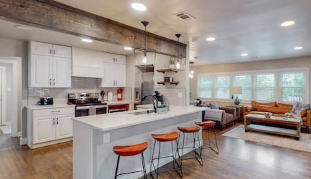 Modern Stay | 10 Min Walk From AT&T Stadium