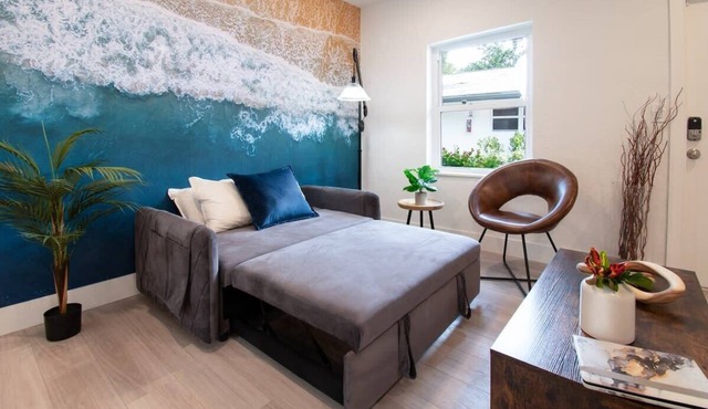 Modern Stay Near Airport, Cruise & Downtown