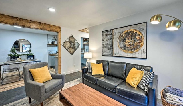 Modern Steamboat Condo 3 Blocks to the Gondola!