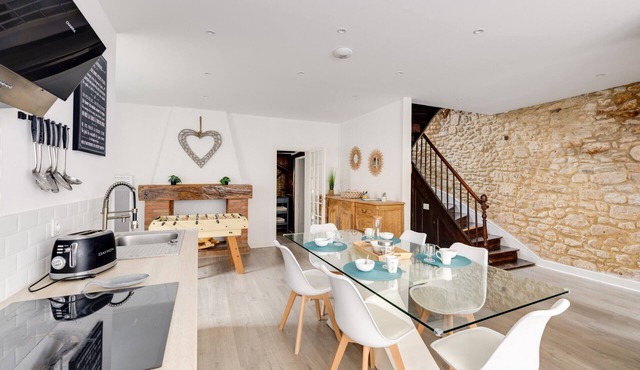 Modern stone house with terrace for 6