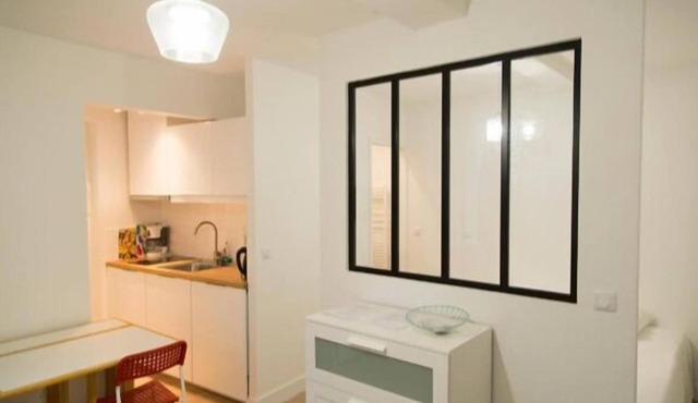 Modern studio (2 pers.) - (14 rue du Parchamp)