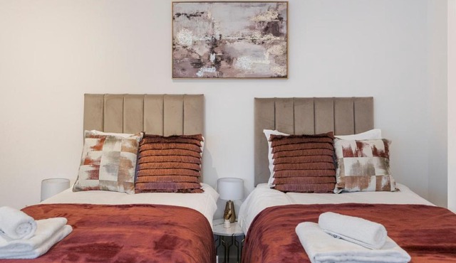 Modern Studio 3 min walk to Tube station nw11