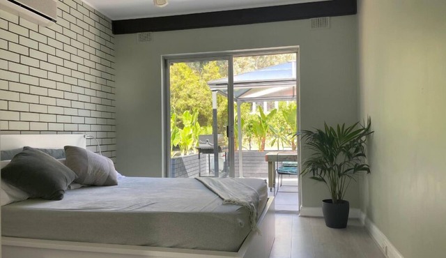 Modern studio apartment with private patio in the foothils of Adelaide