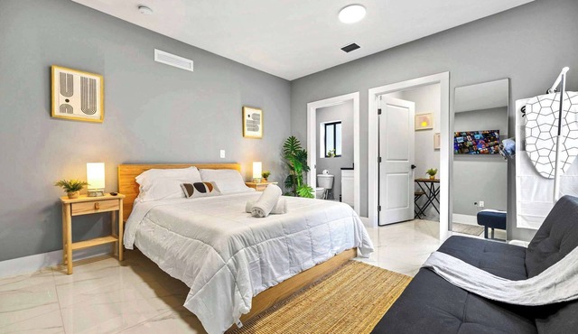 Modern Studio – Close to Miami Airport