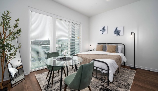 Modern Studio Getaway w/Private Balcony n