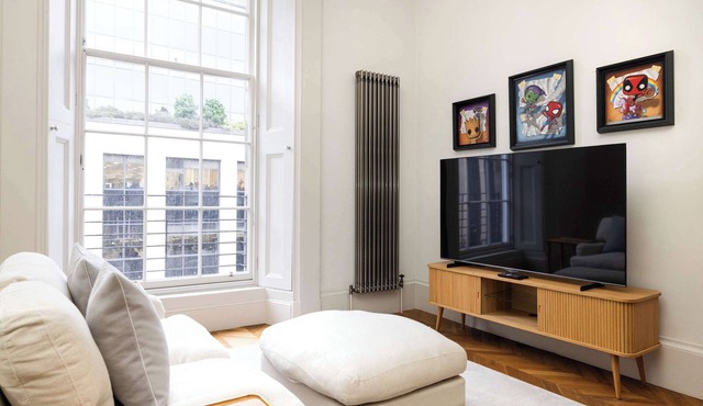Modern Studio in Edinburgh West End