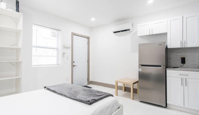 Modern Studio in Heart of Miami