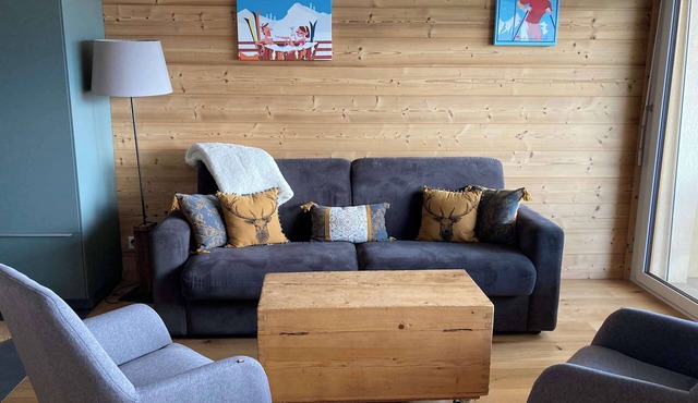 Modern studio in Veysonnaz close to ski departure