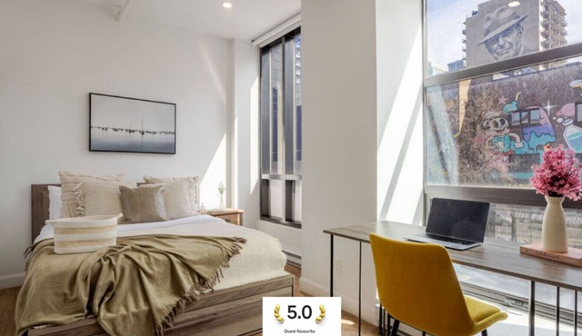 Modern Studio on Bishop - Spotlight MTL