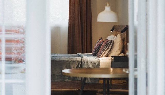 Modern Studio Retreat Steps from the University and Scenic Conservation Area