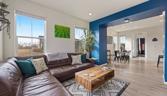 Modern & Stunning Home near Breweries and Old Town