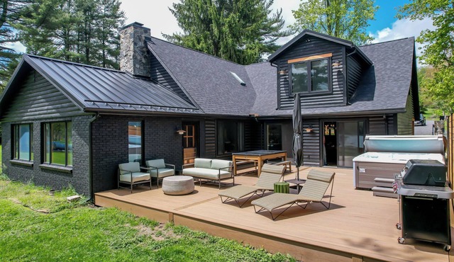 Modern + Stunning! Private + Flat Lakefront!