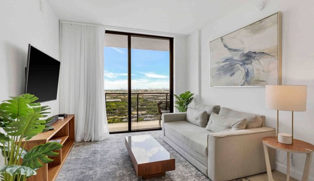 Modern & Stylish 1-Bedroom in Luxury Dt Doral