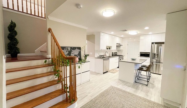 Modern & Stylish 3 bed single house central Jersey